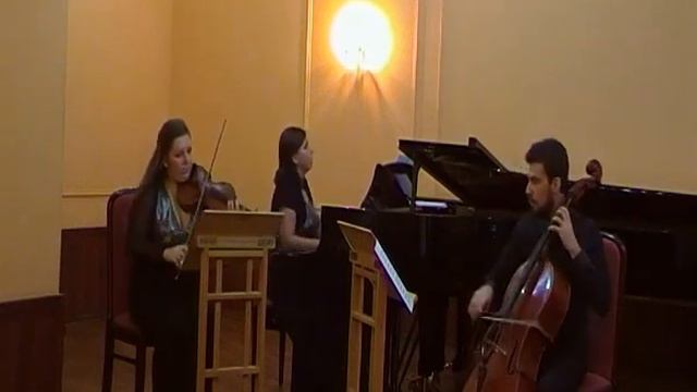 Трио INTRADA - Й. Гайдн, фортепианное трио №3 до мажор, III часть смотреть онлайн