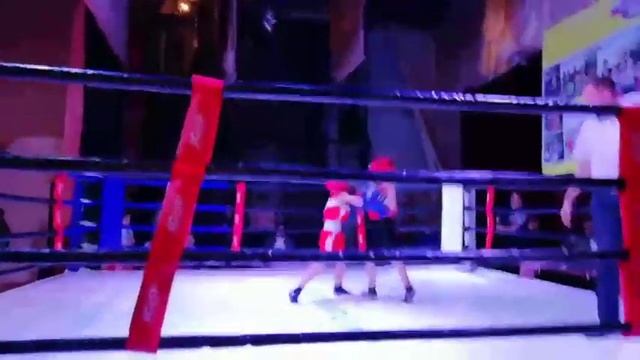 Бокс Еткуль смотреть онлайн