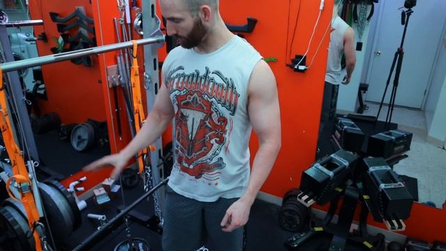 BIG BICEPS (CABLE ANCHORS)