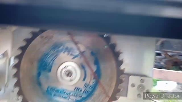 самый простой Самодельный форматно циркулярный станок. Столярное КБ™ смотреть онлайн