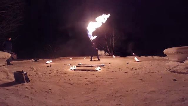 Огненно-пиротехническое шоу смотреть онлайн