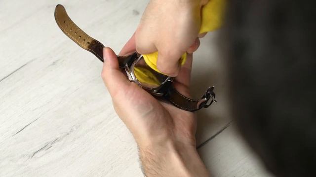 КАК ОТКРЫТЬ КРЫШКУ НАРУЧНЫХ ЧАСОВ / ЗАМЕНА БАТАРЕЙКИ В ЧАСАХ CASIO, TISSOT, GSHOCK, DIESEL, PHILIPP смотреть онлайн