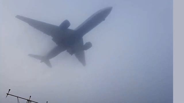 Замороженные экскременты упали с самолета и напугали британцев смотреть онлайн