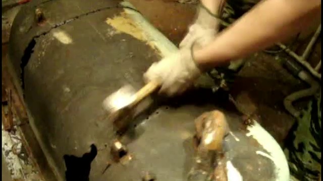 Расчленение чугунной ванны!!! смотреть онлайн