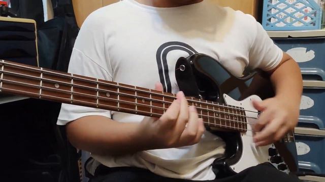 When they give you only 15 seconds to beat all Taiwanese Bassist смотреть онлайн