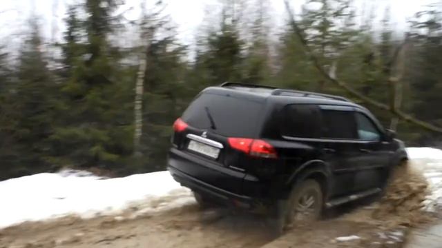 Pajero Sport и ШНива в Куркино 21.04.2018 смотреть онлайн