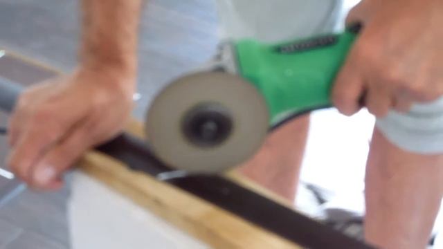 Hitachi G13SS in Action + установка порогов на кафель смотреть онлайн