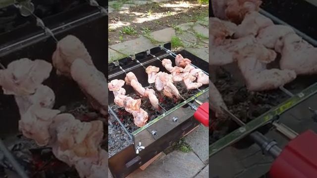 Обзор мангала с автоматическим поворотом шампуров смотреть онлайн