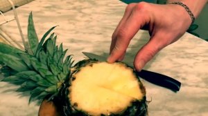 Как правильно есть ананас?