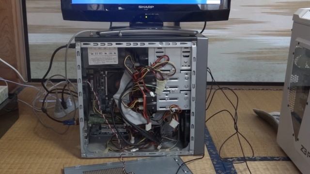 初自作パソコン（AMD Athlon 64 X2 4600 + CPU）の内部、10年に一度の特別公開 смотреть онлайн