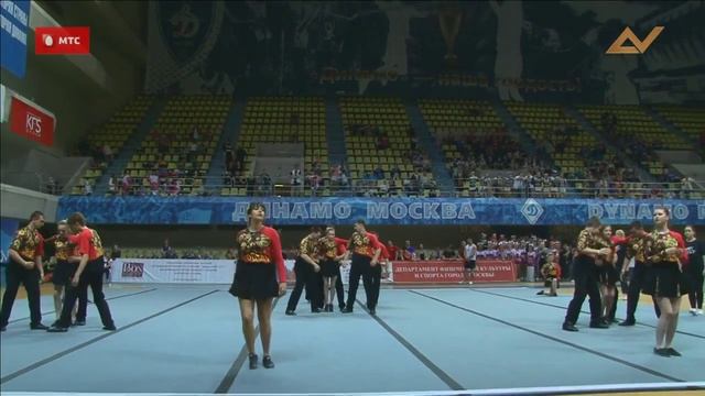 Черлидинг . Чир-микс команда Кодекс смотреть онлайн