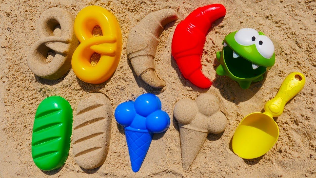 Ам Ням в песочнице. Куличики из песка. Развивающие видео для детей смотреть онлайн