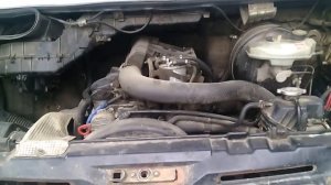 Троит двигатель  МЕРСЕДЕС