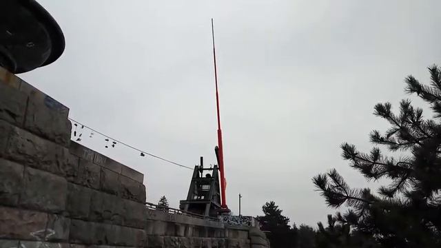 Возле Пражского метронома смотреть онлайн