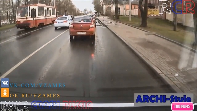 Мгновенная карма на дороге. Дураки получают по заслугам! смотреть онлайн