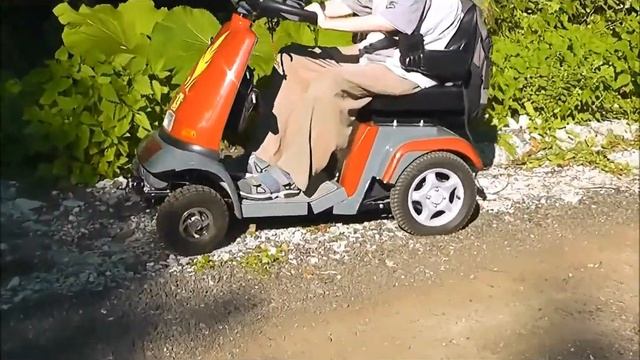 Кадры, не вошедшие в предыдущие видео. Скутеры для инвалидов. Mobility scooter. смотреть онлайн