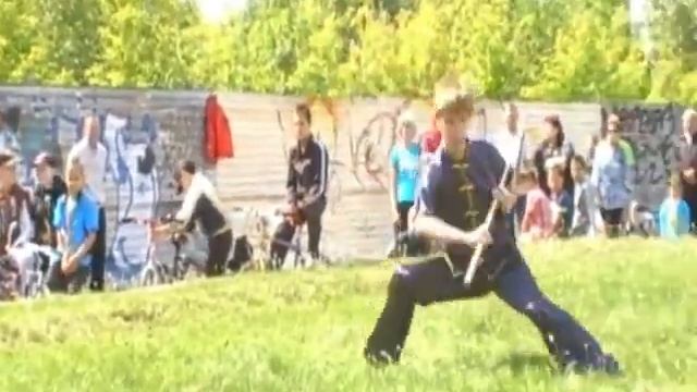 Показательные выступления спортивного клуба на день молодежи 2014г смотреть онлайн