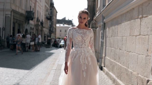 ERICA / AMOR COLLECTION смотреть онлайн