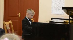 «Игра в лошадки», Пётр Ильич Чайковский