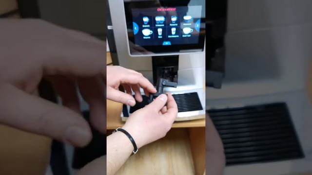 Как чистить капучинатор на кофемашинах Dr Coffee F10, Proxima F11, CoffeeBreak