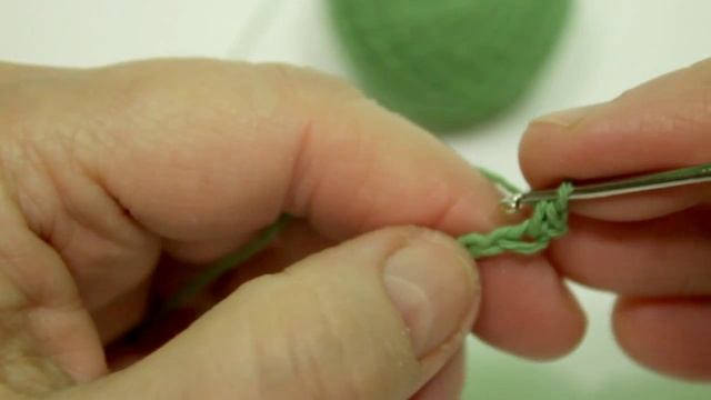 как связать столбик без накида, вязаные игрушки крючком, урок 2, столбик без накида смотреть онлайн