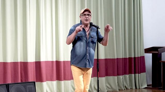 "Никогда не пел эту песню на концертах" смотреть онлайн