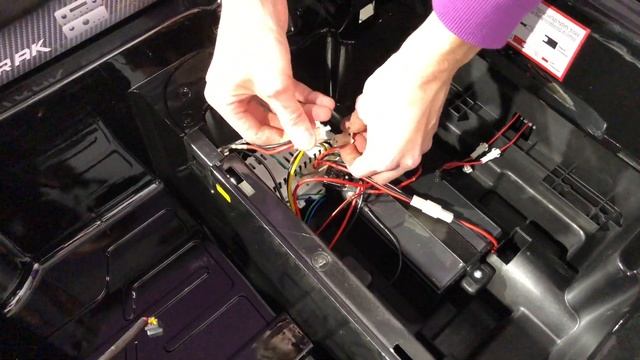 Устройство детского электромобиля | Сборка детского электромобиля Ford Ranger смотреть онлайн