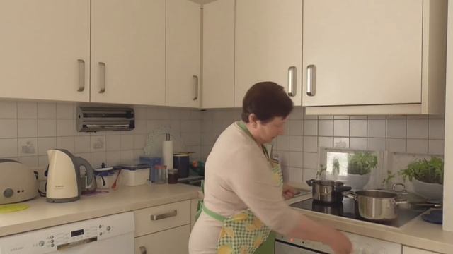 Абрикосовый бисквитный торт смотреть онлайн