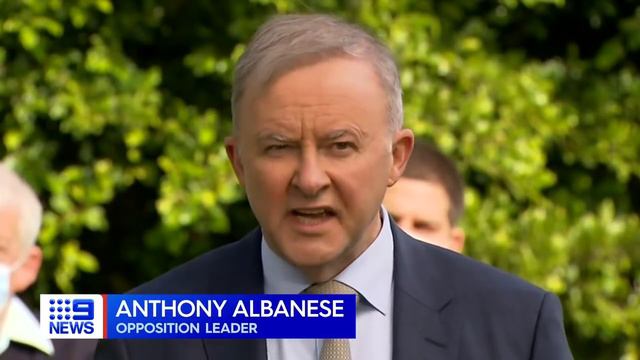 Former MP launches attack on Scott Morrison | 9 News Australia смотреть онлайн