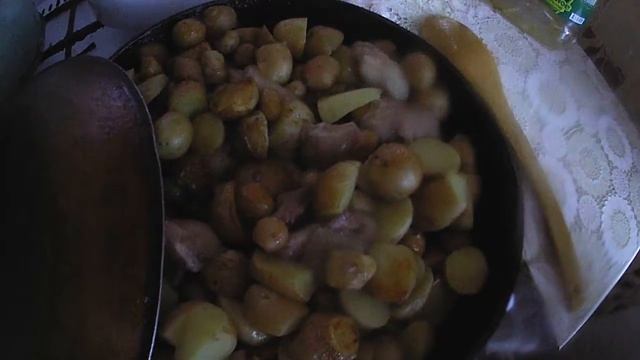 Паук. Чистим фрукты. Незатейливое блюдо на скорую руку. смотреть онлайн