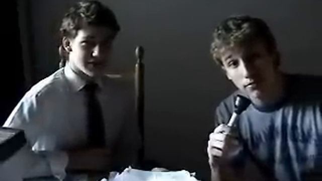 Monty Python's Flying Chemistry смотреть онлайн