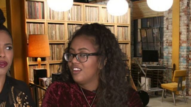 Amandla Stenberg and Rowan Blanchard named Feminists Of The Year смотреть онлайн