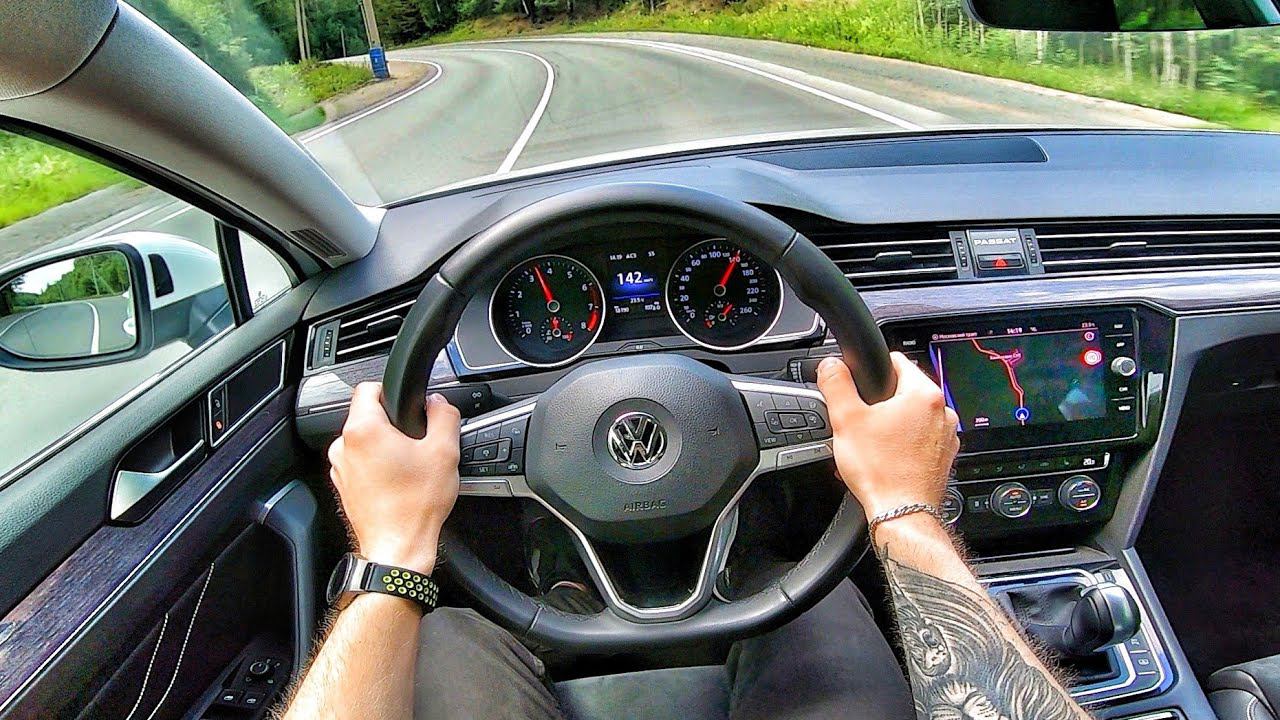 2020 Volkswagen Passat 2.0 TSI DSG - POV TEST DRIVE смотреть онлайн