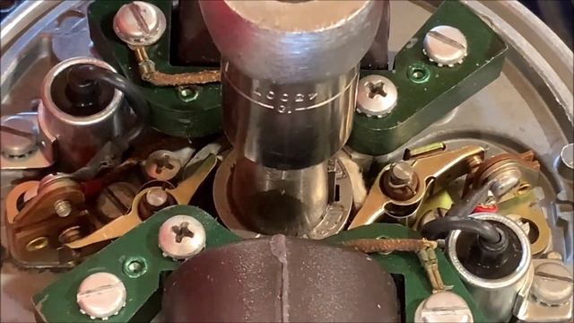 1972 Evinrude Fisherman 6hp outboard carburetor service and points inspection. How to rebuild carb смотреть онлайн