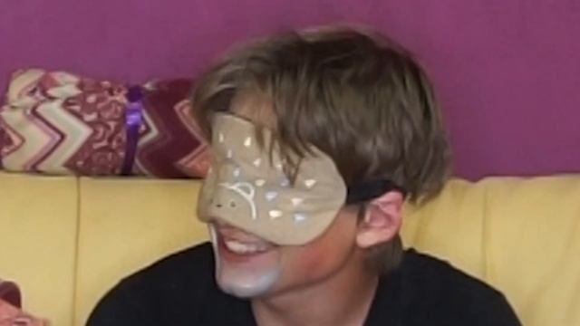 ??ЧТО ТУТ ПРОИСХОДИТ???///Мальчики угадывают штуки для девочек///Ульяна Клюс??