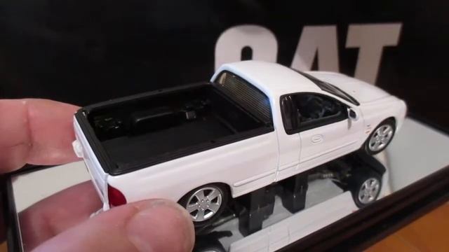 UNBOXING THE 2002 FORD FALCON XR8 UTE FROM CLASSIC CARLECTABLES смотреть онлайн