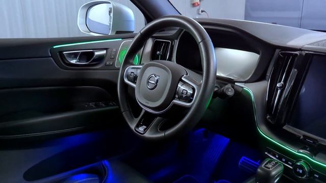 Volvo XC60: 64 Farben Ambientebeleuchtung mit 2-Zonen nachrüsten (LED Innenbeleuchtung) смотреть онлайн