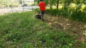 Газонокосилка или большой триммер? Сравнение и обзор.