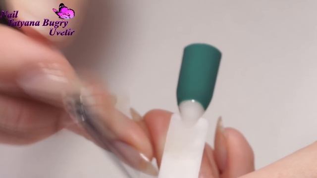 Новогодний Дизайн Ногтей / Стемпинг на Ногтях / Маникюр Китайскими материалами / Татьяна Бугрий смотреть онлайн