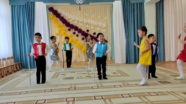 "Чарльстон" смотреть онлайн