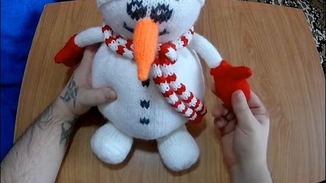 Вязаный снеговик спицами - ManKnittersDiary смотреть онлайн