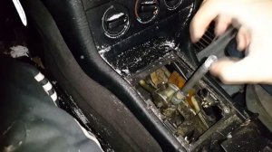 AUDI 100 C3 КАК СНЯТЬ ПЕРЕДНЮЮ ПАНЕЛЬ торпеду