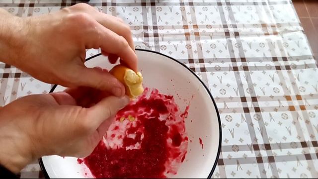 Сом на пару - маринованный в клюкве и лимонном соке. Очень яркий и насыщенный вкус! смотреть онлайн