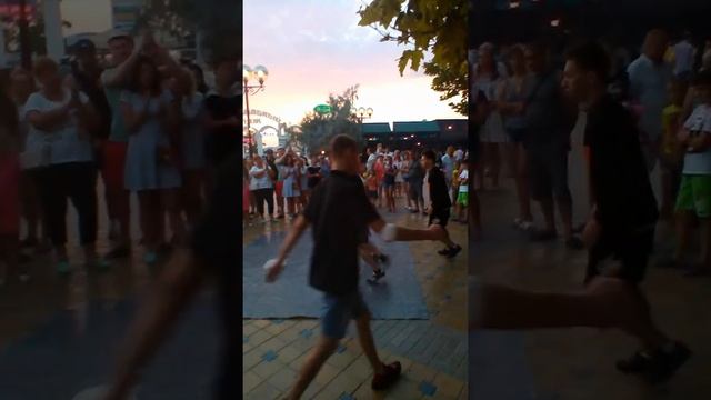 Влог.Курортный нижний брейк дэнс! смотреть онлайн