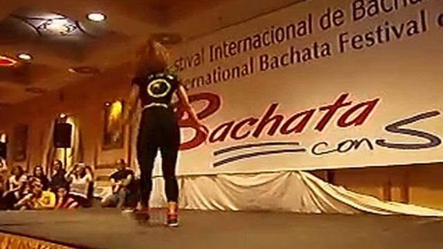 La Alemana Crunkchata Bachata con Sentimiento смотреть онлайн