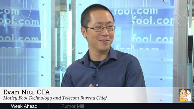 Apple's New iPad vs. Microsoft's Surface 2 | Tech Teardown - 10/21/13 | The Motley Fool смотреть онлайн