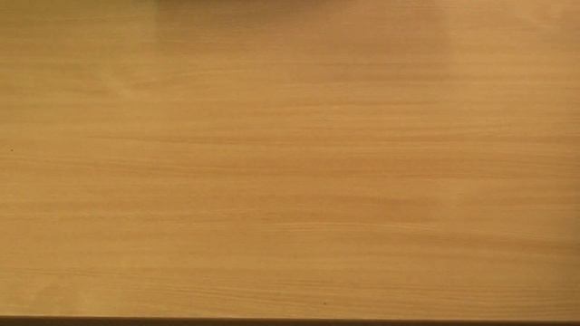 М28 (1).  Мужские шерстяные светлые брюки