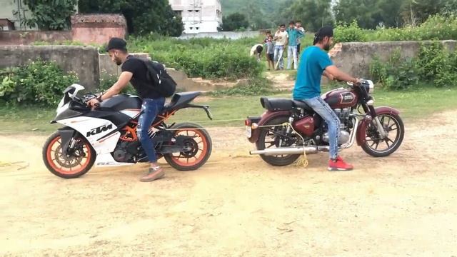 KTM RC 390 VS BULLET 350 TOCHAN TEST || TUG OF WARS || смотреть онлайн