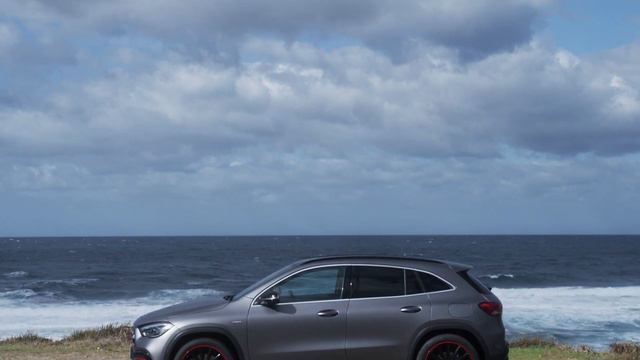 New Mercedes GLA (small SUV) 2020 - exterior, interior & driving DETAILS (Edition AMG Line) смотреть онлайн