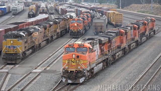 4K - Union Pacific Freight Train Operations at the West Colton Yard смотреть онлайн